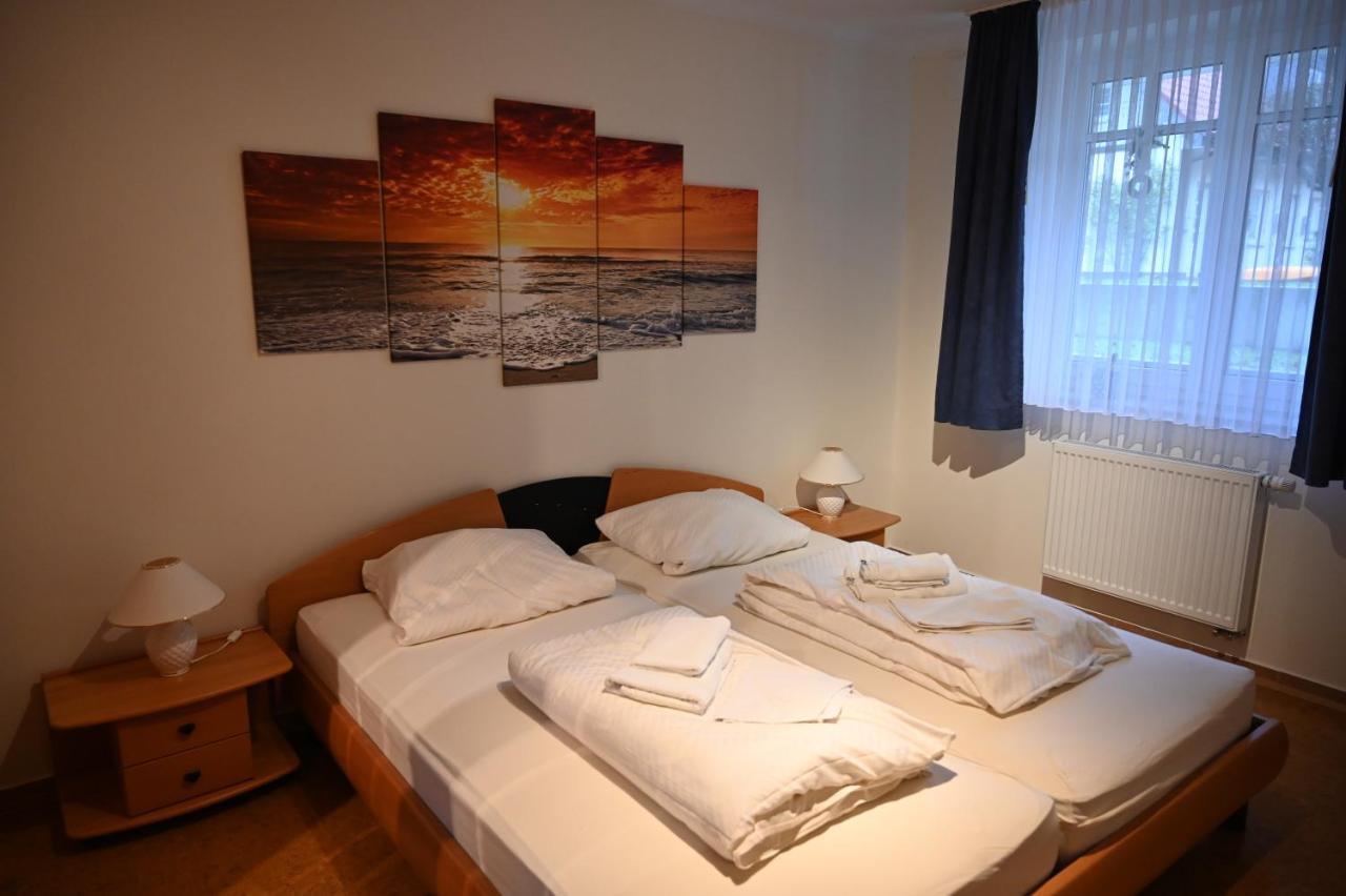 Ferienwohnung Seeblick ヴァーレン エクステリア 写真